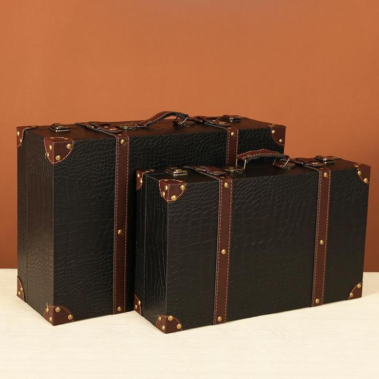 #01006 Classical Wooden Storage Box