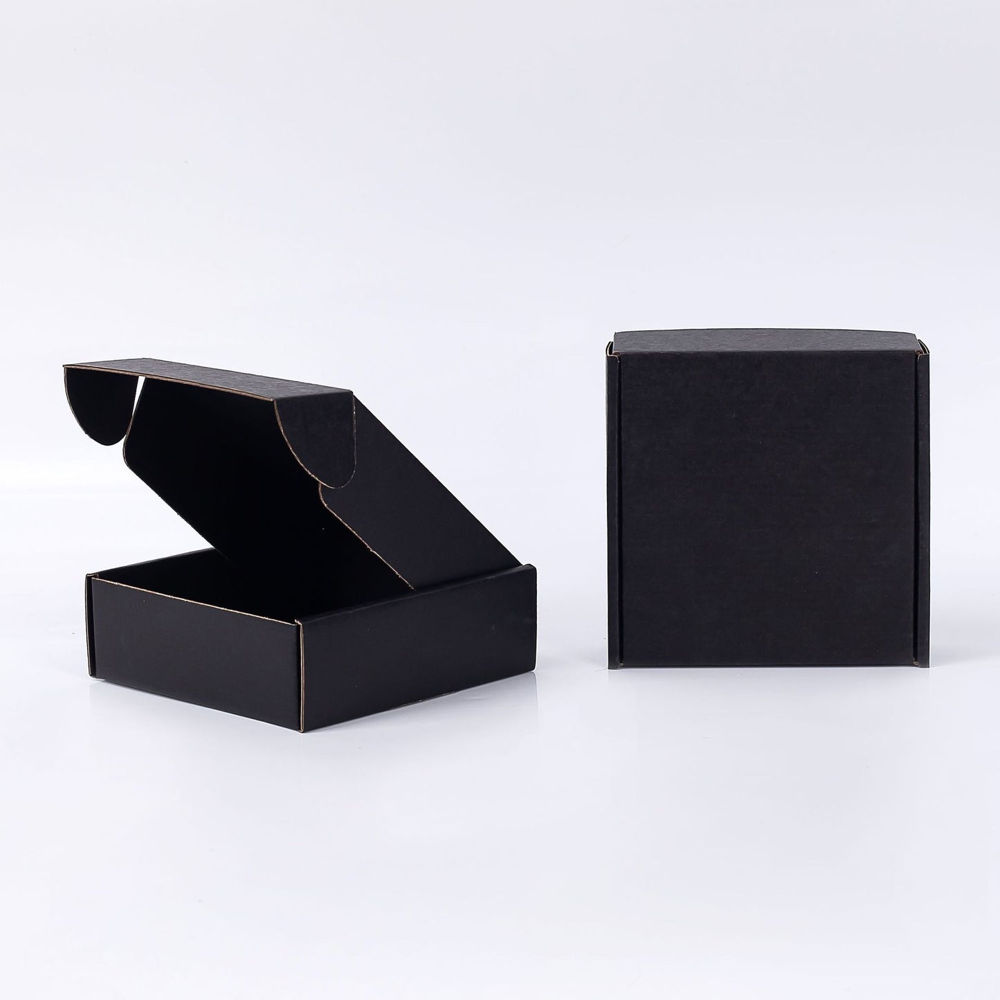 #01000 Hard Cardboard Box