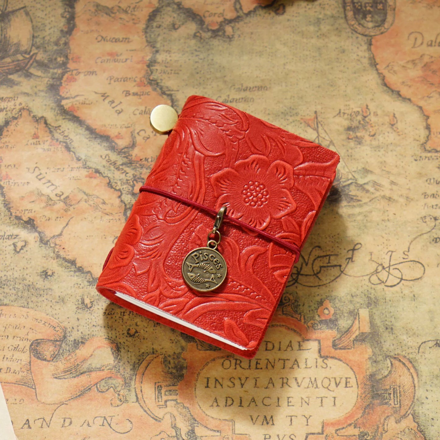 #04018 Small Vintage Journal Book