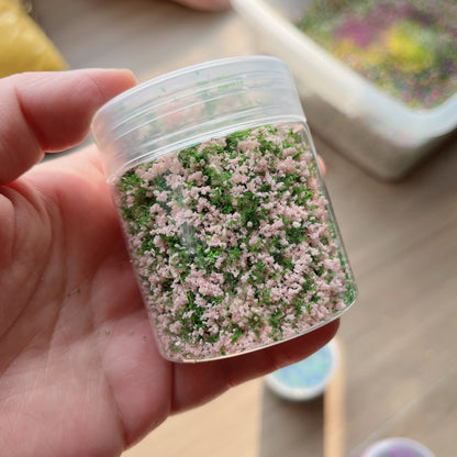 #05005 Bottled Colorful Tree Powder