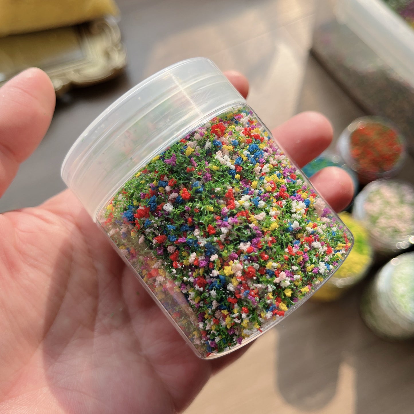 #05005 Bottled Colorful Tree Powder
