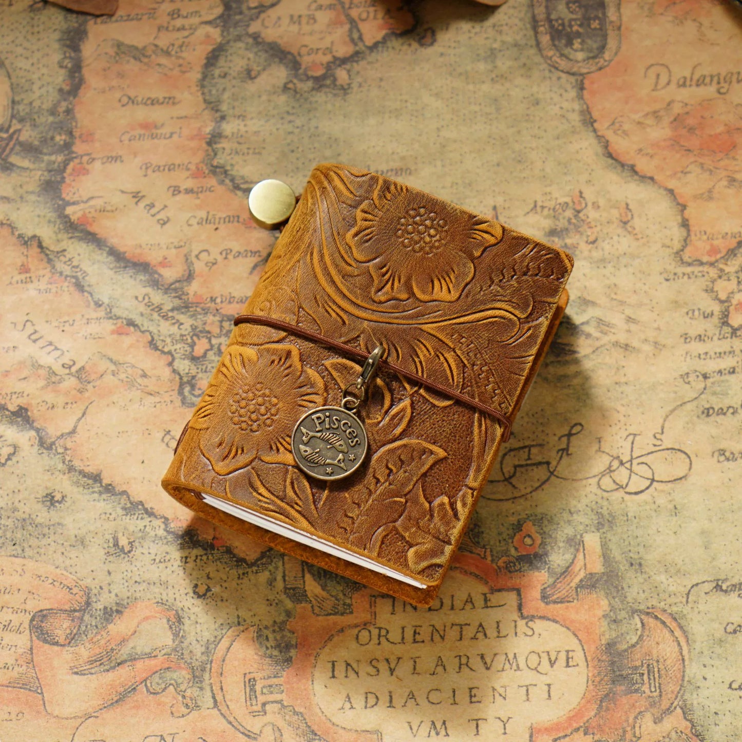 #04018 Small Vintage Journal Book