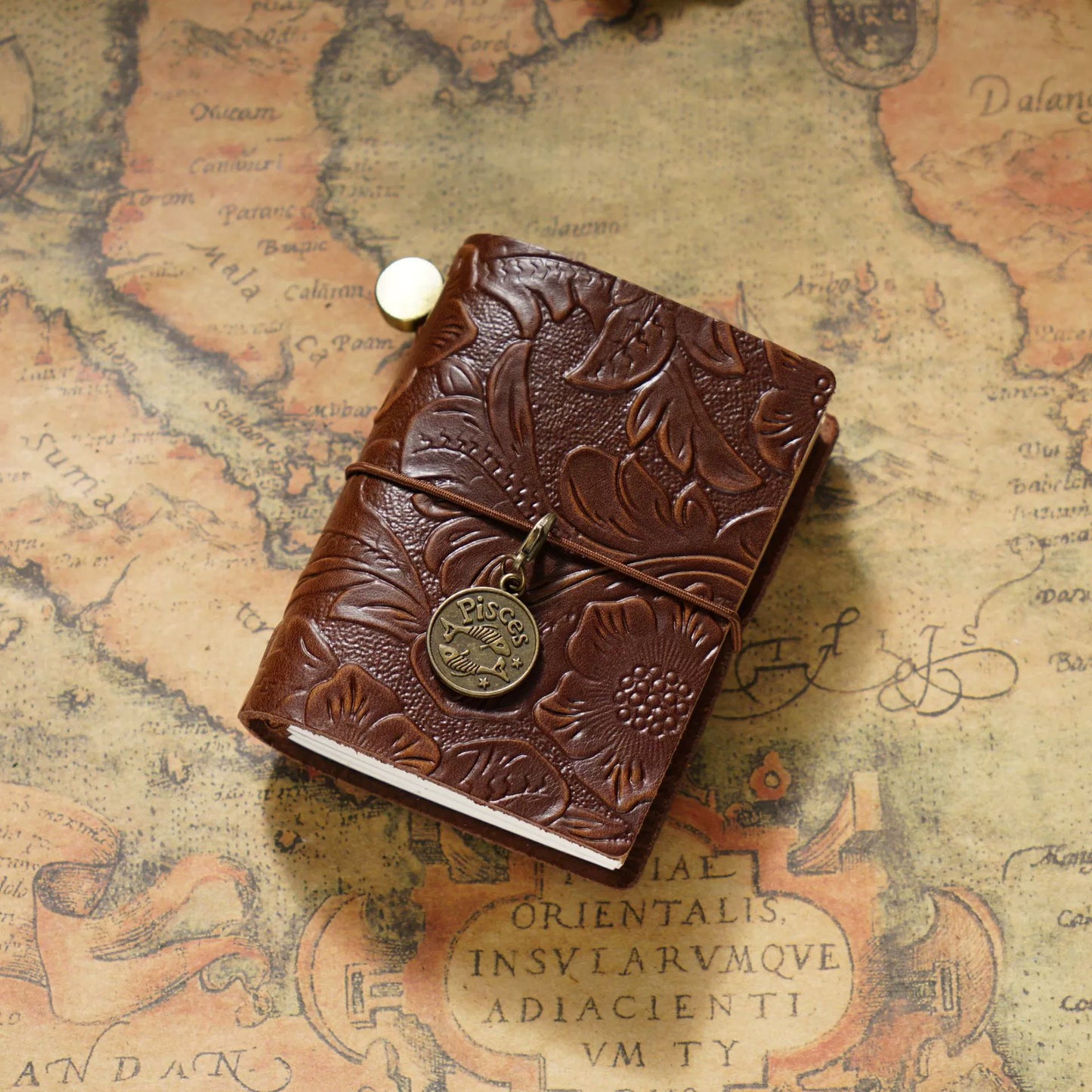 #04018 Small Vintage Journal Book