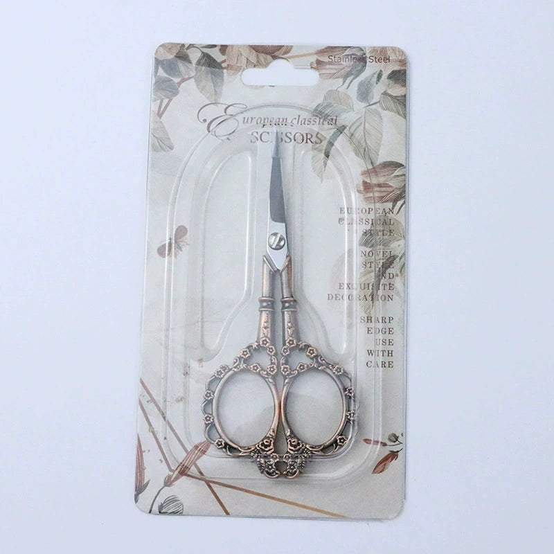 05038 Vintage Style Metal Scissor #1