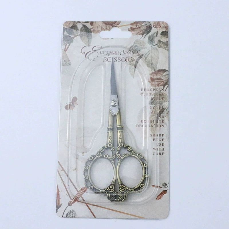 05038 Vintage Style Metal Scissor #1