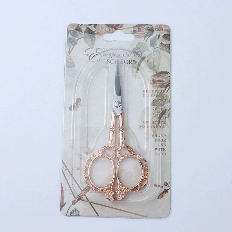 05038 Vintage Style Metal Scissor #1